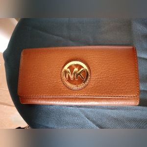 Michael kors leather wallet